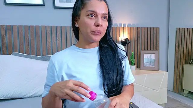 Snapshot of Mia_Bellefort chatting on February 21, 2026, 8:11 pm Mia Bellefort online show from February 21, 2026, 8:11 pm