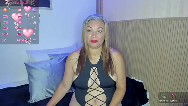 persefone sky online show from February 7, 2026, 3:25 am