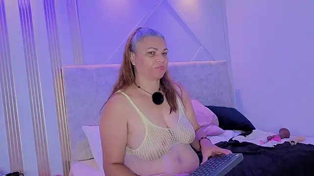 persefone sky online show from February 15, 2026, 9:19 am