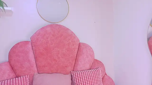 Miia Anderson online show from February 3, 2026, 7:52 pm