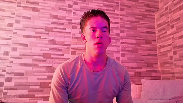 maxxcooper1 online show from March 14, 2026, 7:42 pm