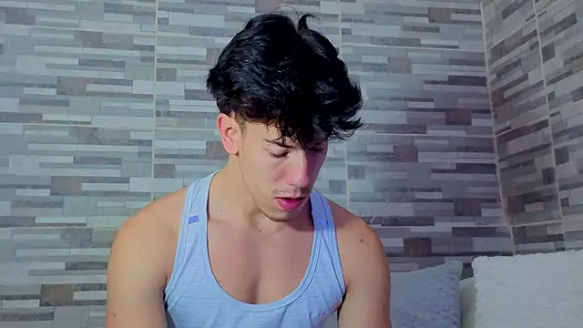 maxxcooper1 online show from March 21, 2026, 9:30 pm