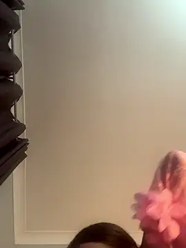 Snapshot of AnnieAinsx chatting on January 9, 2026, 10:28 pm AnnieAinsx online show from January 9, 2026, 10:28 pm