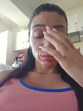 Leena C online show from June 19, 2026, 4:13 pm