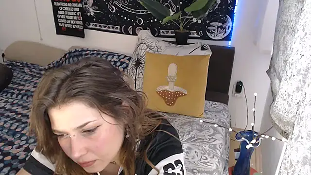 AlienforTwenty online show from March 16, 2026, 12:53 pm