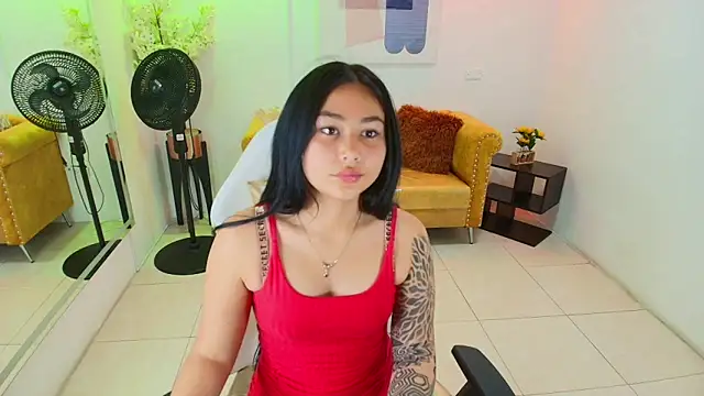 Carolina cherry online show from April 8, 2026, 12:39 pm