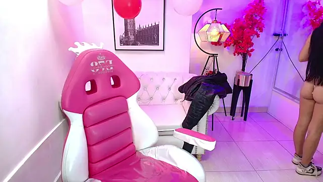 Snapshot of Carolina_cherry chatting on February 14, 2026, 11:54 am Carolina cherry online show from February 14, 2026, 11:54 am