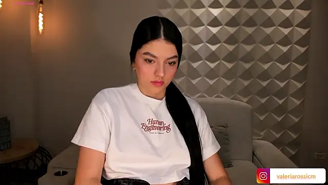 ValeriaRossi  online show from February 6, 2026, 12:23 pm