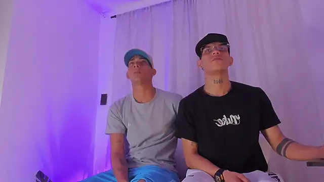 Snapshot of kings_of_heavens_ chatting on December 20, 2025, 3:09 am kings of heavens online show from December 20, 2025, 3:09 am