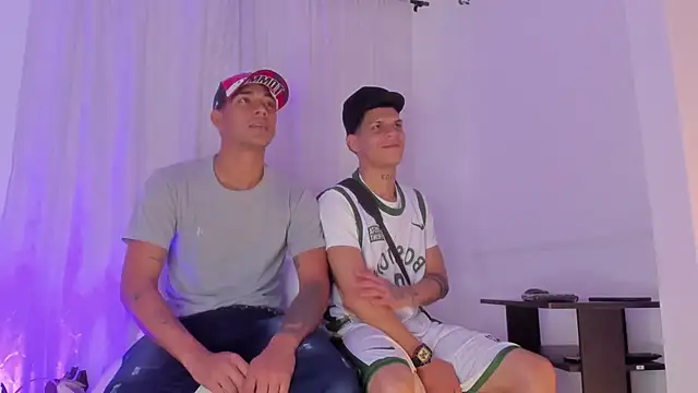 Snapshot of kings_of_heavens_ chatting on December 18, 2025, 2:38 am kings of heavens online show from December 18, 2025, 2:38 am