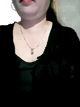 Dianna68 online show from December 17, 2025, 6:40 am