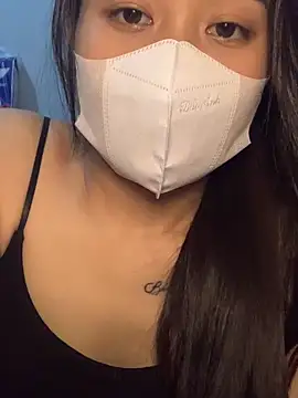 NinaBaby22 online show from April 5, 2026, 4:02 pm