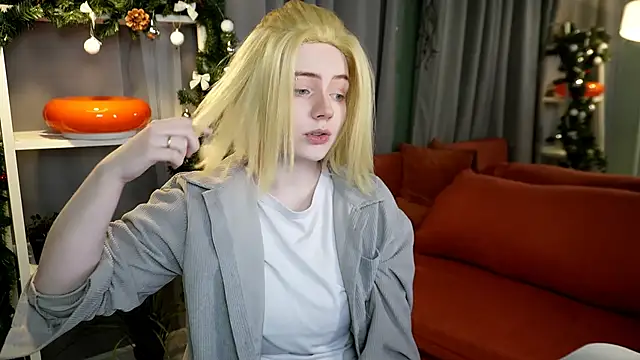 KellyKik online show from January 11, 2026, 1:40 pm