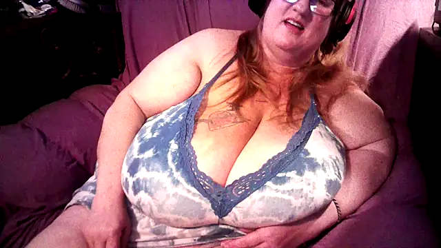 Snapshot of jade-belle chatting on February 18, 2026, 6:55 am jade-belle online show from February 18, 2026, 6:55 am