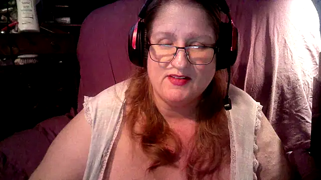 Snapshot of jade-belle chatting on February 16, 2026, 7:29 am jade-belle online show from February 16, 2026, 7:29 am