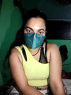 Snapshot of anzel33 chatting on December 17, 2025, 6:24 pm anzel33 online show from December 17, 2025, 6:24 pm