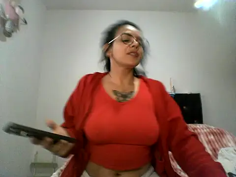 luluclark69 online show from July 29, 2026, 4:50 pm