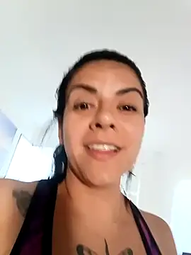 luluclark69 online show from February 20, 2026, 9:39 pm