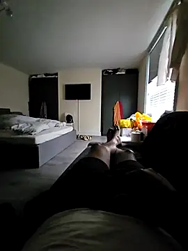 Gnax1 online show from January 12, 2026, 12:23 pm