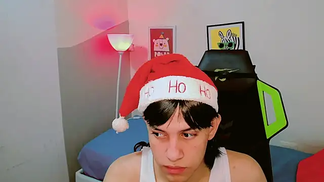 Snapshot of Luky_twink chatting on December 19, 2025, 2:04 am Luky twink online show from December 19, 2025, 2:04 am