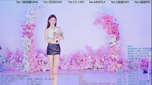 Luckygirls-339 online show from June 3, 2026, 10:36 pm