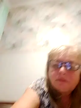 LinaLight88 online show from December 17, 2025, 8:58 pm