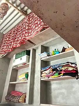 Shreya pandit online show from March 25, 2026, 5:40 am