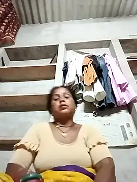 Shreya pandit online show from April 16, 2026, 4:52 pm