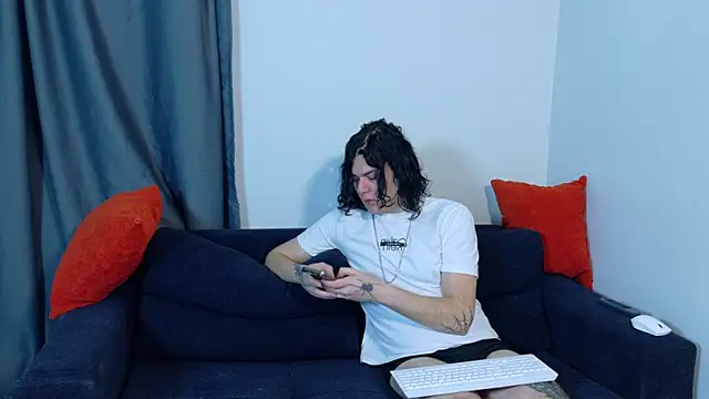 Snapshot of Lesya1kenknk chatting on December 19, 2025, 6:27 am Lesya1kenknk online show from December 19, 2025, 6:27 am