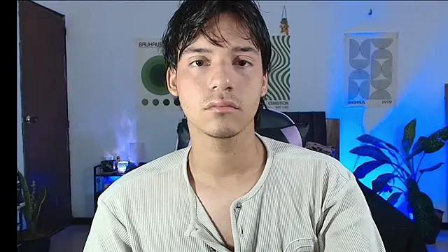 Snapshot of CrisotpherMoretti chatting on January 7, 2026, 5:51 pm CrisotpherMoretti online show from January 7, 2026, 5:51 pm