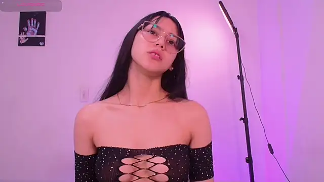 CharlottegrayX online show from February 9, 2026, 4:10 am