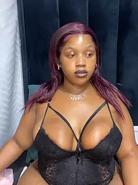 THICKBARBIE32 online show from June 2, 2026, 8:20 pm