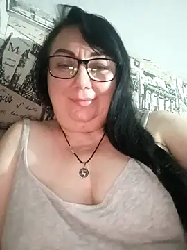 Snapshot of MariSwan222 chatting on July 5, 2026, 8:37 pm MariSwan222 online show from July 5, 2026, 8:37 pm