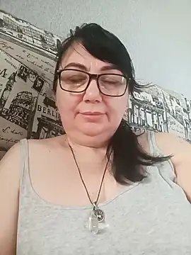 MariSwan222 online show from May 24, 2026, 8:03 am