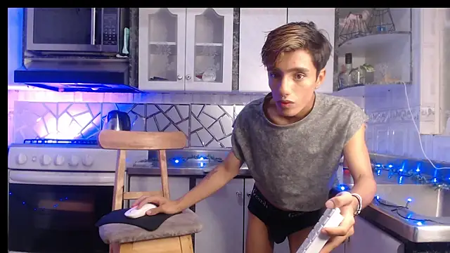 ABRAHAN XO online show from January 9, 2026, 1:29 pm