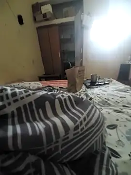 Snapshot of itsamitsing chatting on February 19, 2026, 9:17 am itsamitsing online show from February 19, 2026, 9:17 am