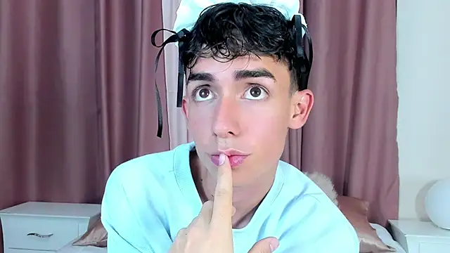 starboyy 77 online show from December 22, 2025, 1:22 pm