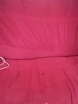 Fannyfoxfi online show from February 6, 2026, 5:20 pm