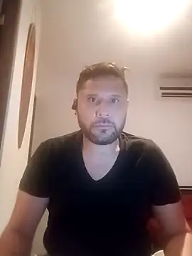 Snapshot of Doghg_13765bb chatting on December 15, 2025, 3:45 am Doghg 13765bb online show from December 15, 2025, 3:45 am