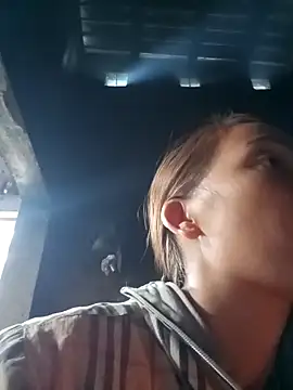 Snapshot of Andrea-688 chatting on December 20, 2025, 5:32 am Andrea-688 online show from December 20, 2025, 5:32 am