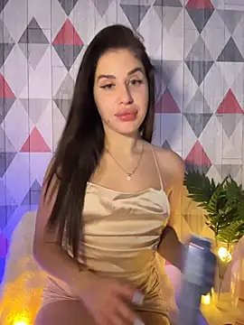 Lira Fayeee online show from June 24, 2026, 7:22 pm