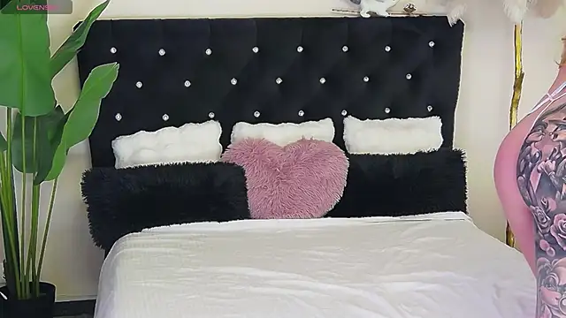 MistyAddams online show from January 12, 2026, 1:40 pm