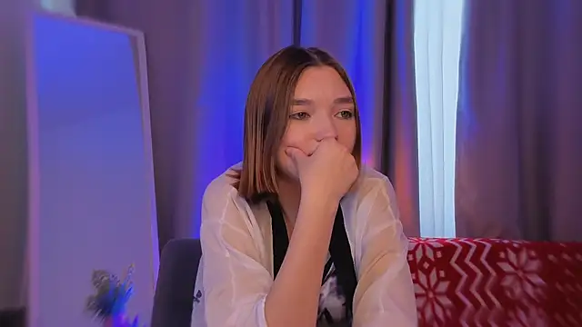 Leyla crsh online show from February 20, 2026, 6:26 am