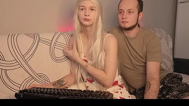 Pearl couple online show from March 1, 2026, 9:09 am