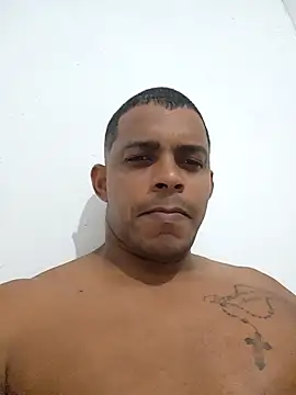 marreta240675 online show from March 3, 2026, 10:06 pm