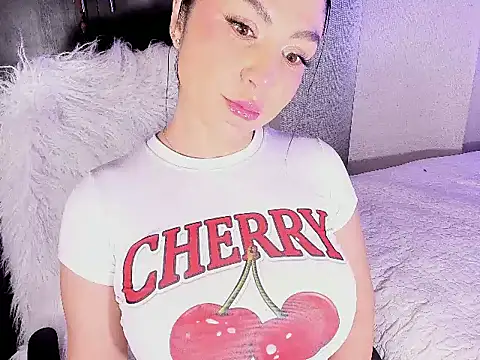 AntonellaFerrerr 1 online show from March 21, 2026, 11:47 am