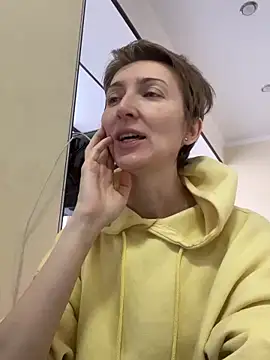 Sensual Flower online show from March 10, 2026, 6:50 am