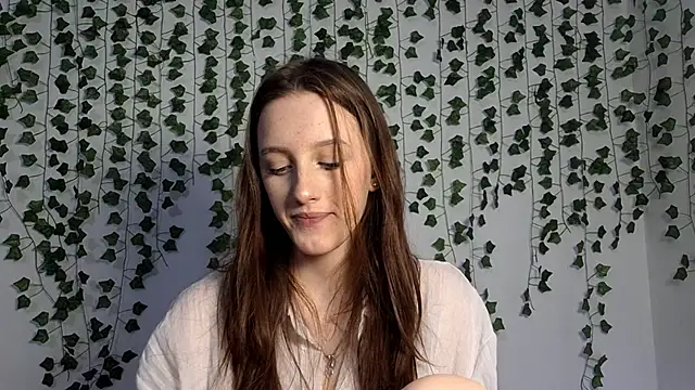 Snapshot of LisaBoddy chatting on February 6, 2026, 1:07 pm LisaBoddy online show from February 6, 2026, 1:07 pm