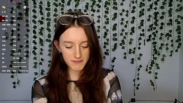 Snapshot of LisaBoddy chatting on February 19, 2026, 1:41 pm LisaBoddy online show from February 19, 2026, 1:41 pm