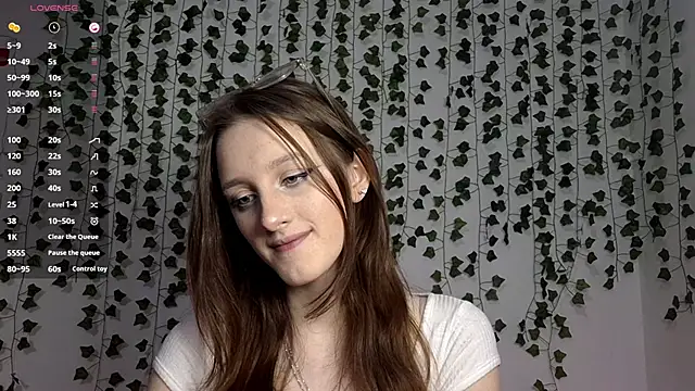 Snapshot of LisaBoddy chatting on February 17, 2026, 1:08 pm LisaBoddy online show from February 17, 2026, 1:08 pm